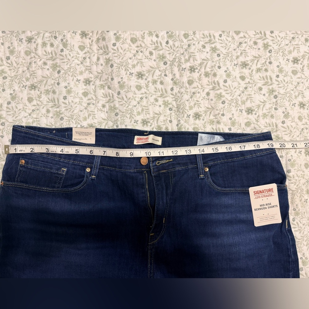 Signature by Levi Strauss Bermuda Jean Shorts - Picture 3 of 10